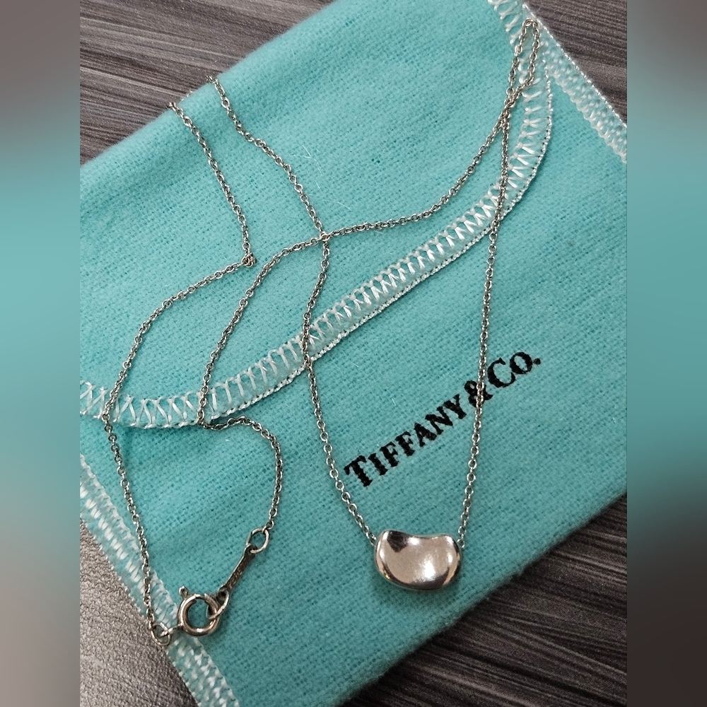 Tiffany & Co. 925 Sterling Silver Bean Pendant & 16" Chain FULL INCLUSION - Picture 2 of 12